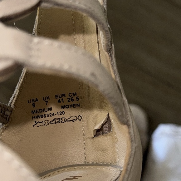 Hush Puppies Malia Baja Perf Heel Sandal - Picture 8 of 9